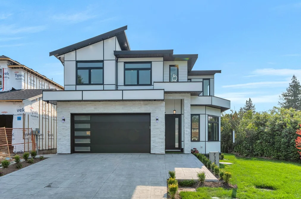 7120 204 STREET, Langley BC V2Y 3S7, Langley BC — Residential for Sale - Photo 2