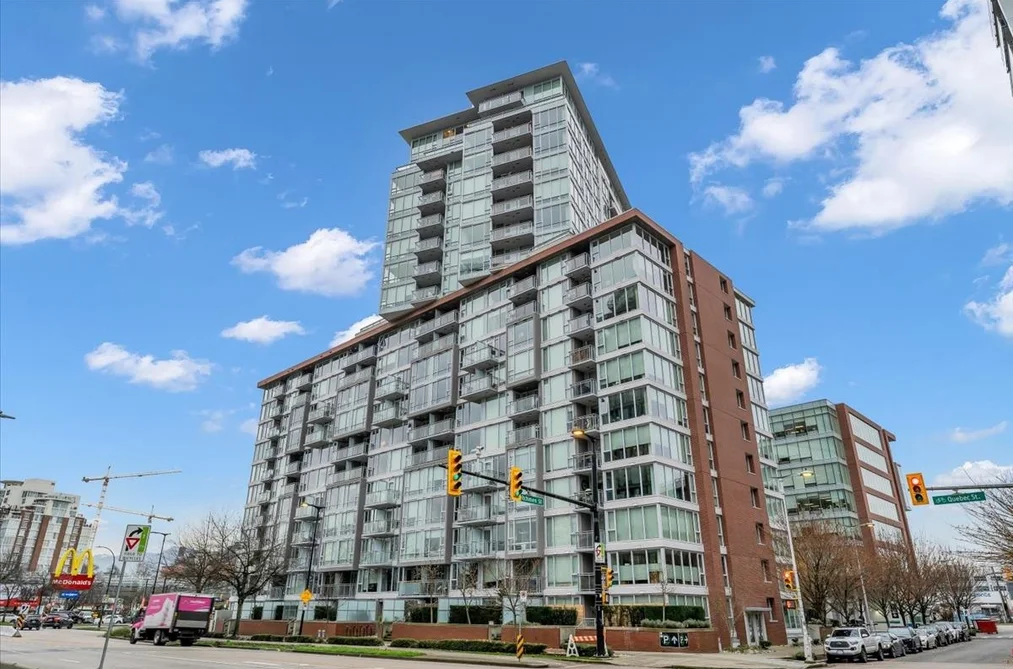 Condo for sale at 713 1618 Quebec Street Vancouver British Columbia - MLS: R3141837