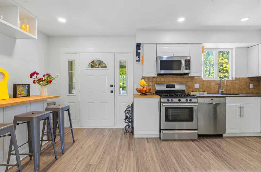 713 APPLEYARD COURT, Port Moody BC V3H 3X1, Port Moody BC — Residential for Sale - Photo 5