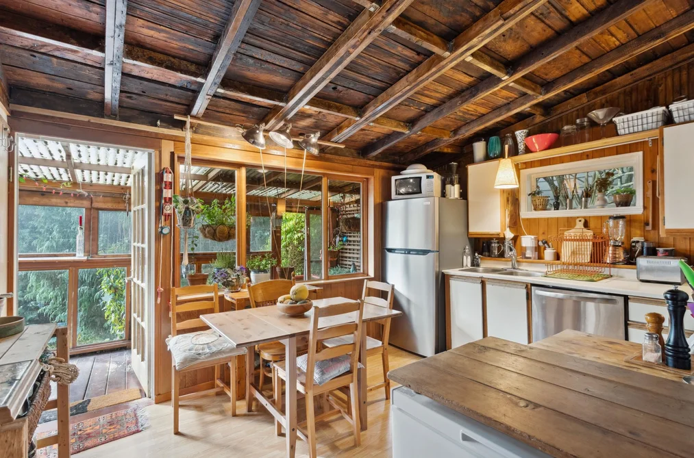 713 E ST. JAMES ROAD, North Vancouver BC V7K 1G9, North Vancouver BC — Residential for Sale - Photo 4