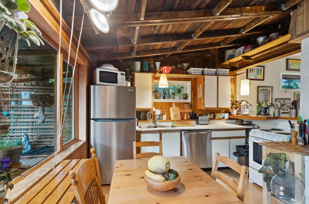 713 E ST. JAMES ROAD, North Vancouver BC V7K 1G9, North Vancouver BC — Residential for Sale - Photo 5