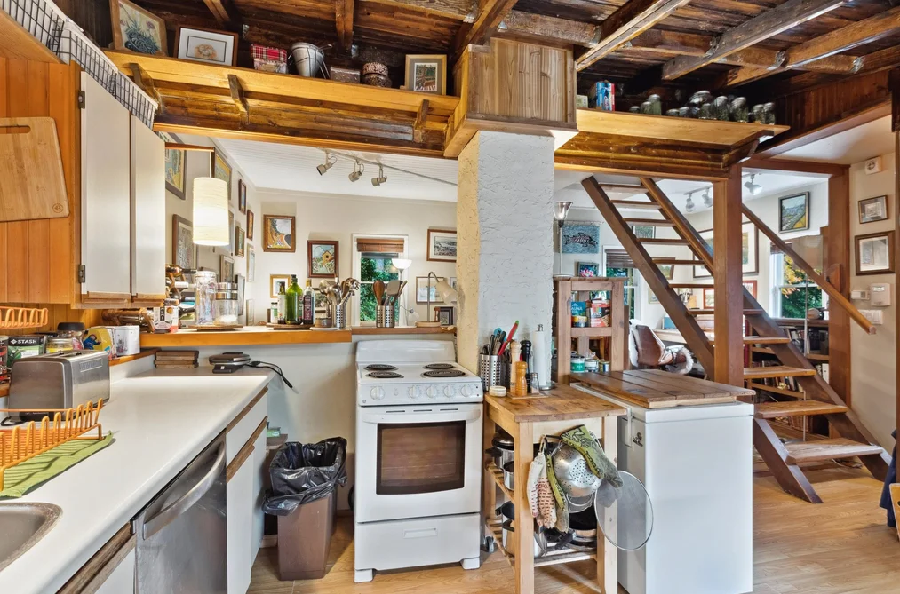 713 E ST. JAMES ROAD, North Vancouver BC V7K 1G9, North Vancouver BC — Residential for Sale - Photo 6