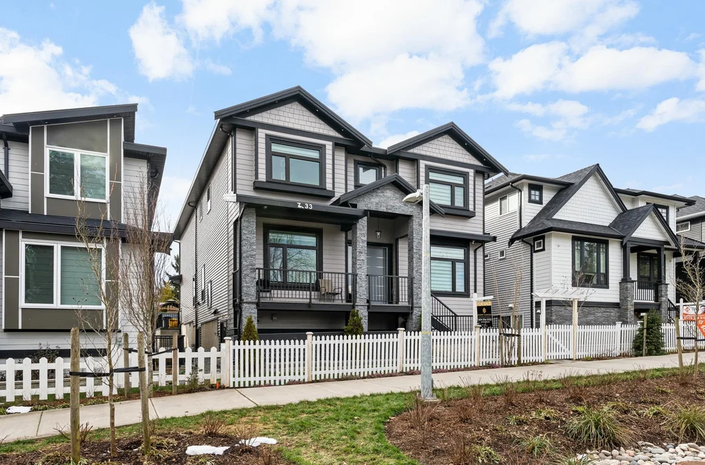 7133 206 STREET, Langley BC V2Y 3J9, Langley BC — Residential for Sale - Photo 2