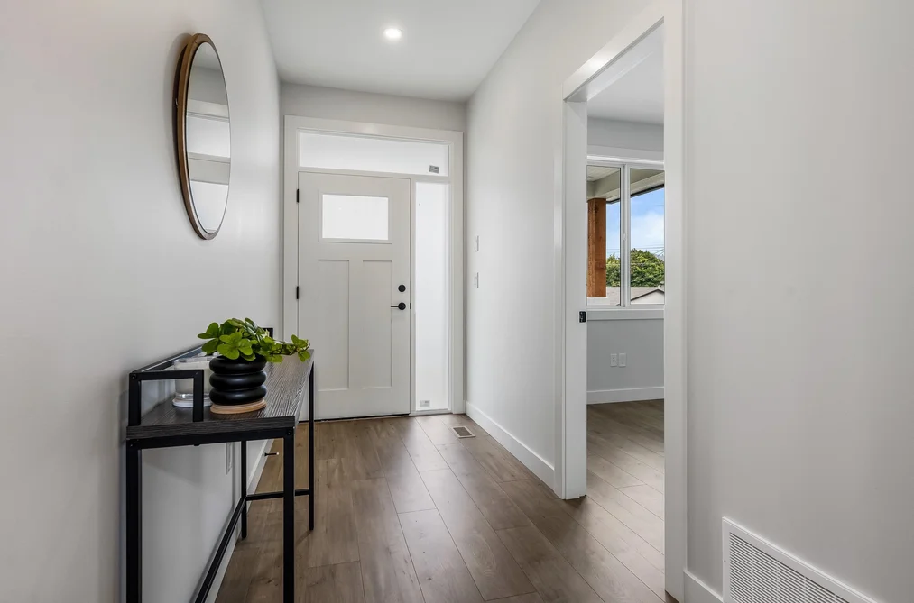 7142 ROCHESTER AVENUE, Chilliwack BC V2R 2P3, Chilliwack BC — Residential for Sale - Photo 2