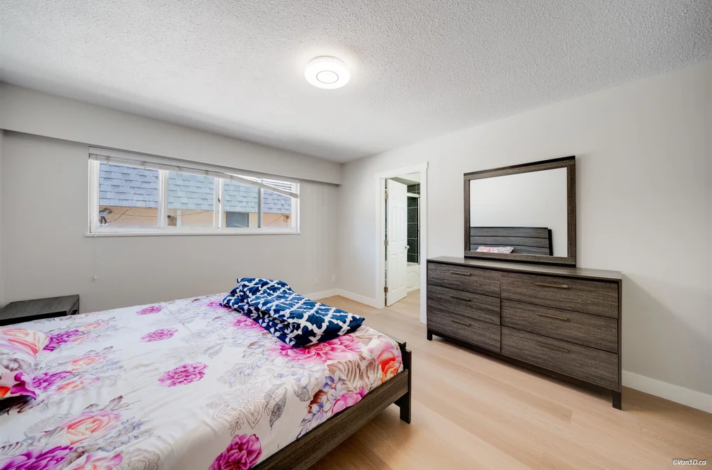 7148 6TH STREET, Burnaby, BC — Residential for Sale — Photo 3 of 26
