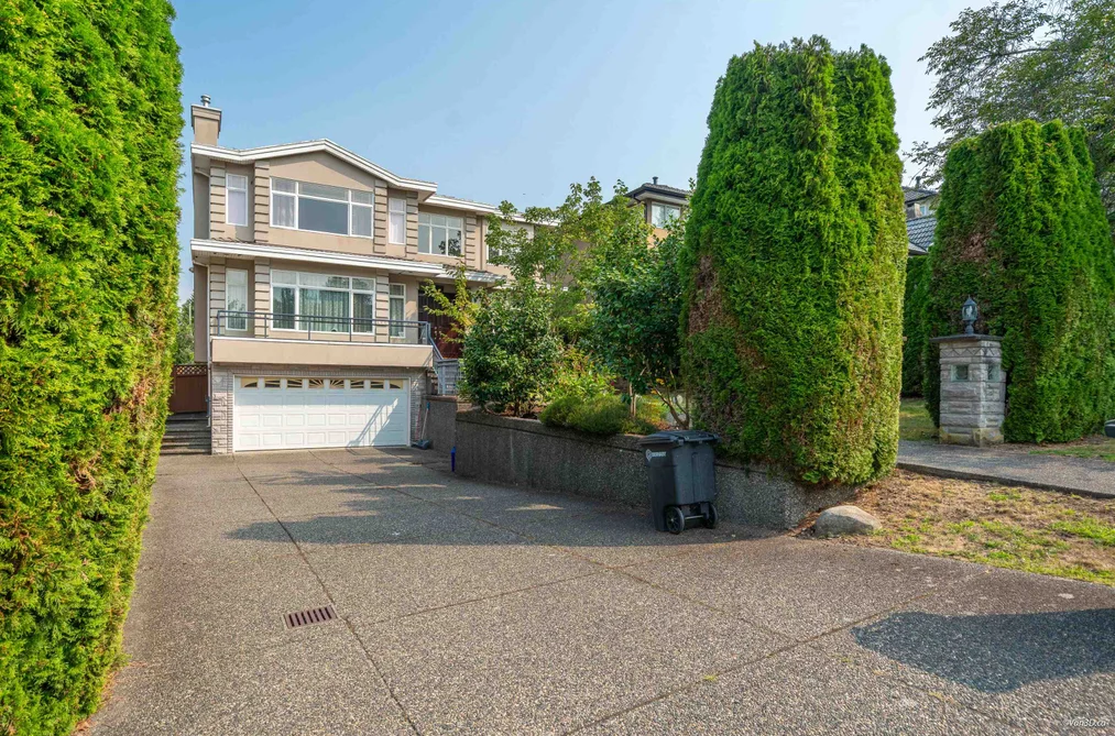 House for sale at 7157 Ridgeview Drive Burnaby British Columbia - MLS: R3160225
