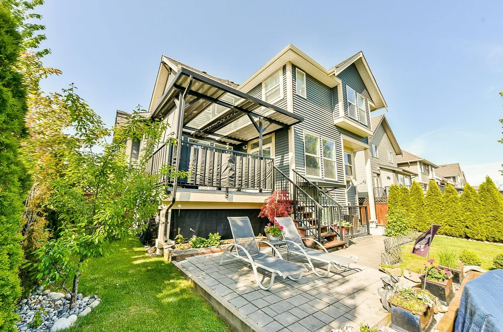7158 208A STREET, Langley BC V2Y 0J1, Langley BC — Residential for Sale - Photo 3