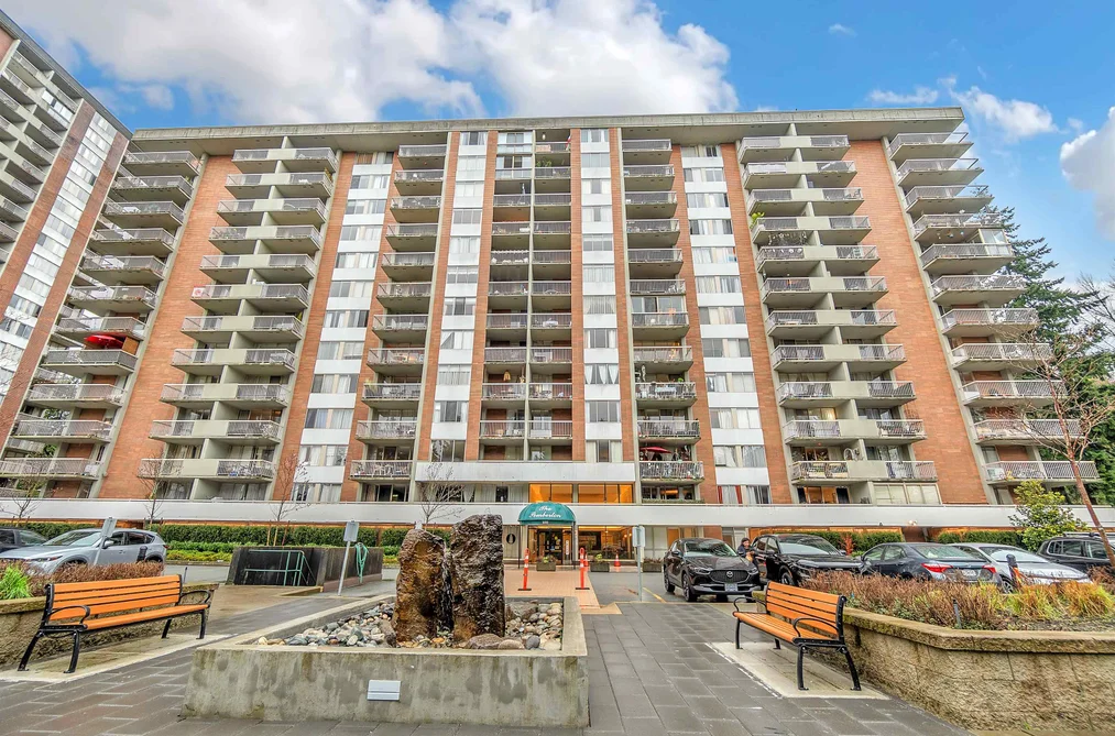 Condo for sale at 716 2012 Fullerton Avenue North Vancouver British Columbia - MLS: R3102957