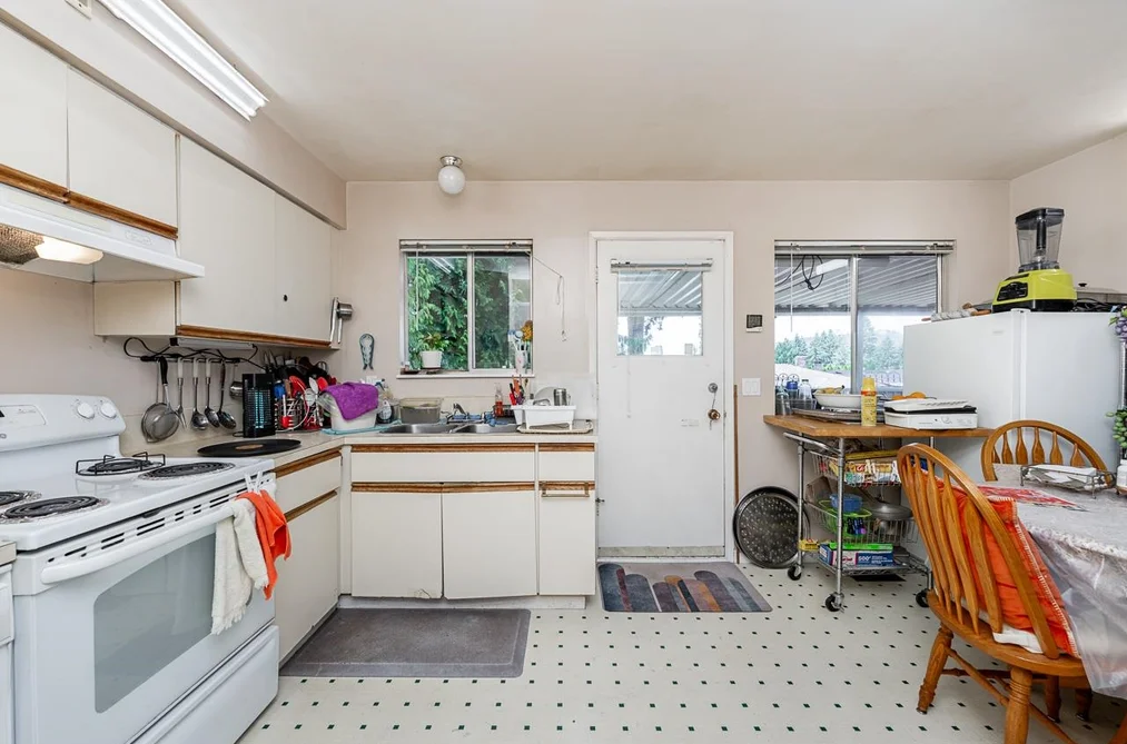 716 COLINET STREET, Coquitlam BC V3J 4X8, Coquitlam BC — Residential for Sale — Photo 11 of 40