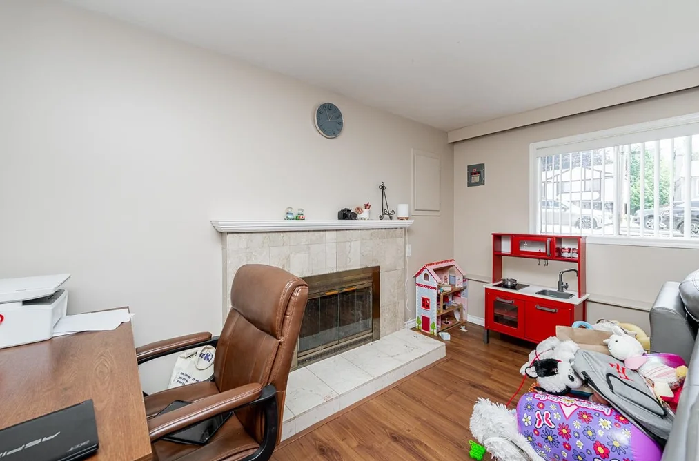 716 COLINET STREET, Coquitlam BC V3J 4X8, Coquitlam BC — Residential for Sale — Photo 22 of 40