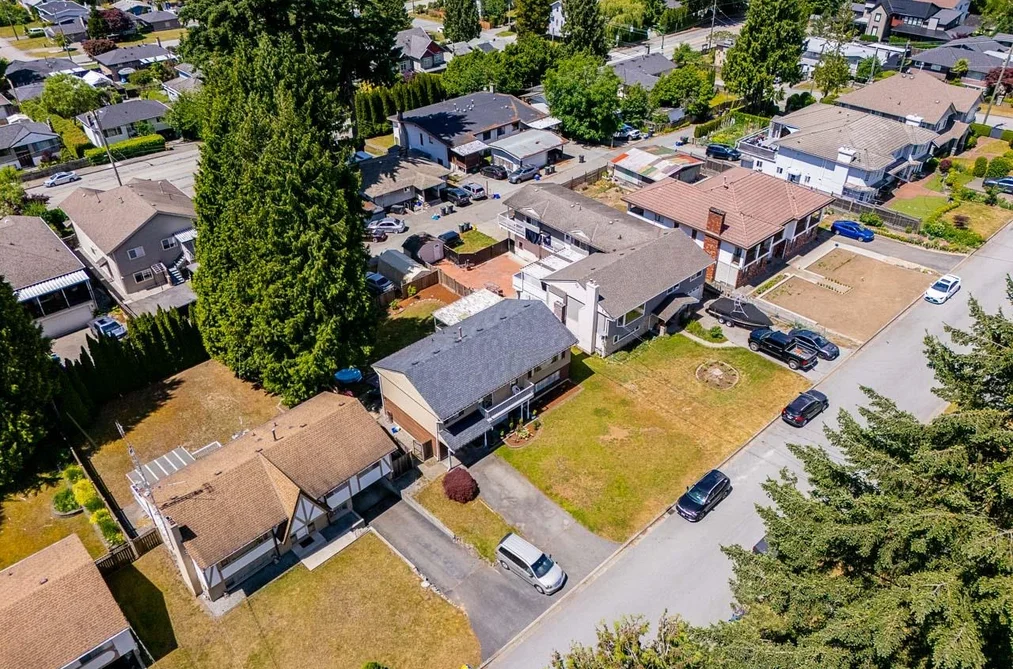 716 COLINET STREET, Coquitlam BC V3J 4X8, Coquitlam BC — Residential for Sale — Photo 4 of 40