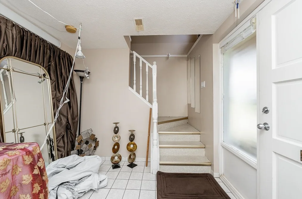 716 COLINET STREET, Coquitlam BC V3J 4X8, Coquitlam BC — Residential for Sale — Photo 5 of 40