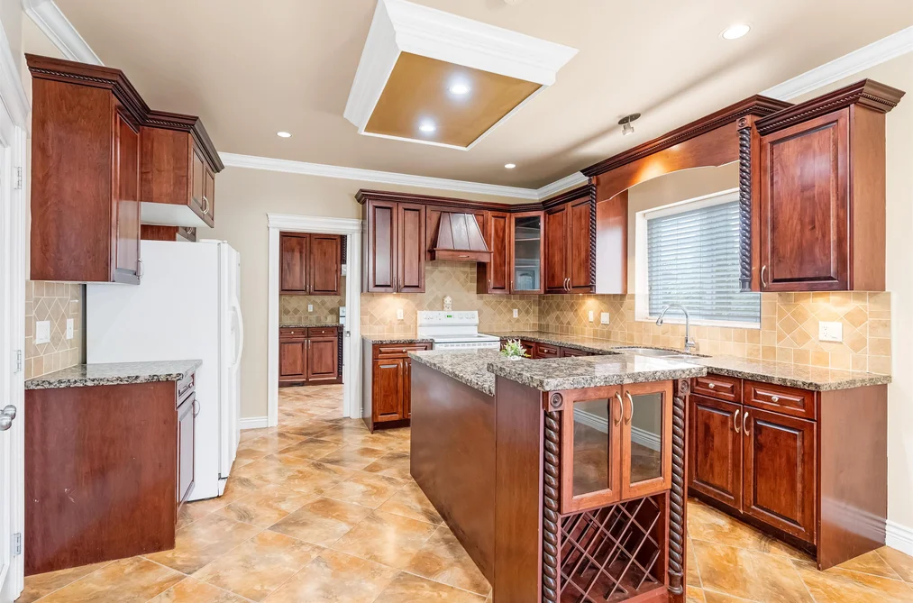 7161 151 STREET, Surrey BC V3S 7Y8, Surrey BC — Residential for Sale - Photo 2