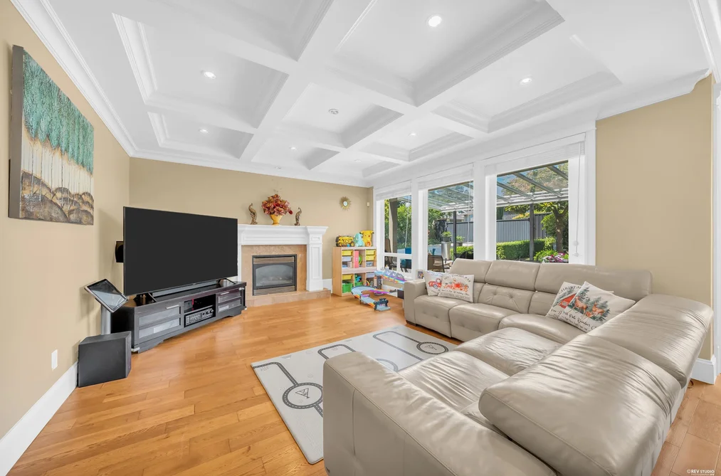 717 SHAW AVENUE, Coquitlam BC V3K 2R7, Coquitlam BC — Residential for Sale — Photo 19 of 40