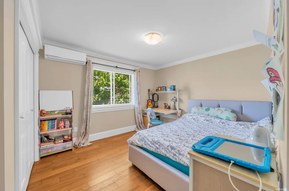 717 SHAW AVENUE, Coquitlam BC V3K 2R7, Coquitlam BC — Residential for Sale — Photo 32 of 40