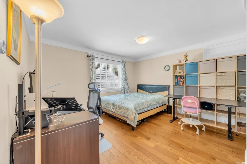 717 SHAW AVENUE, Coquitlam BC V3K 2R7, Coquitlam BC — Residential for Sale — Photo 34 of 40