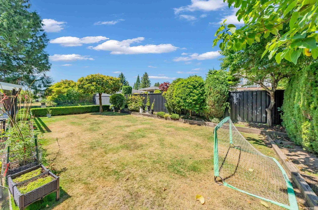 717 SHAW AVENUE, Coquitlam BC V3K 2R7, Coquitlam BC — Residential for Sale — Photo 39 of 40