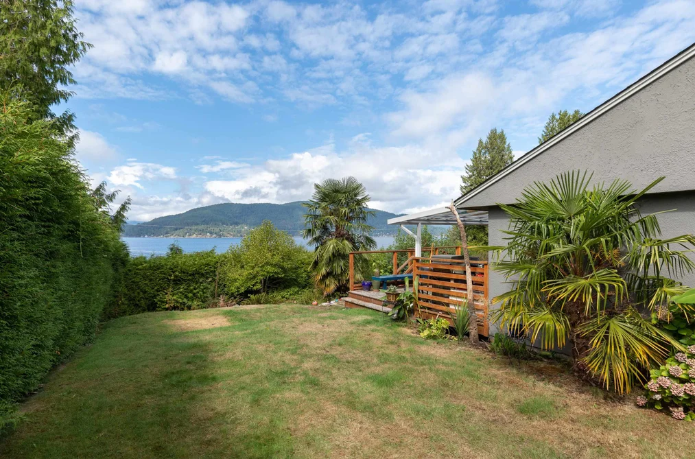 7195 ROCKLAND WYND, West Vancouver BC V7W 2L2, West Vancouver BC — Residential for Sale - Photo 5