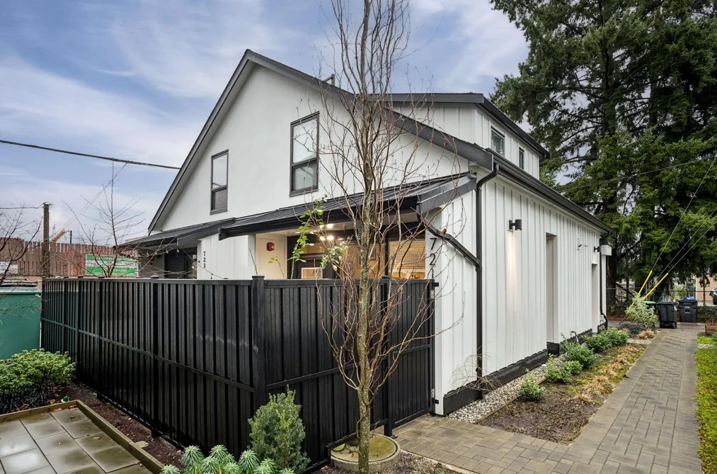 Townhouse for sale at 721 E 26th Avenue Vancouver British Columbia - MLS: R3125611