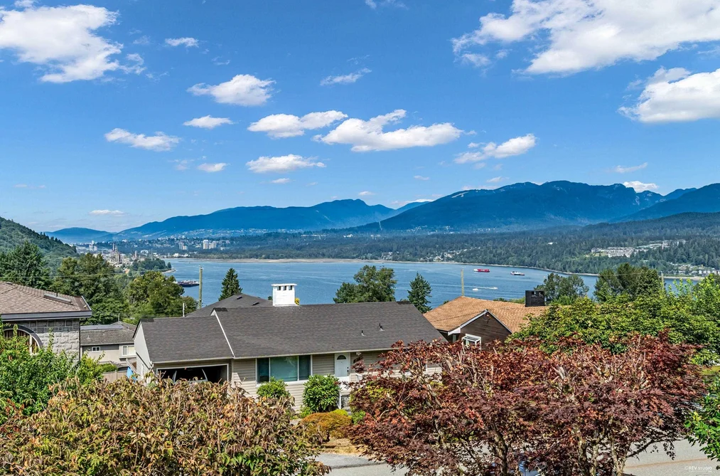 7238 BRAESIDE DRIVE, Burnaby BC V5A 1E8, Burnaby BC — Residential for Sale - Photo 3
