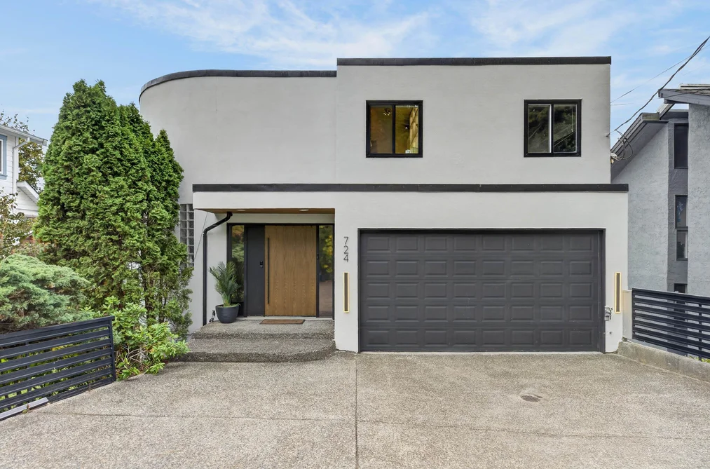724 Ioco Rd, Port Moody, BC - MLS: R3171181
