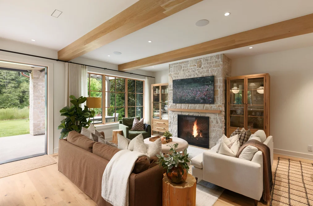 7249 S FITZSIMMONS ROAD, Whistler BC V8E 0E6, Whistler BC — Residential for Sale — Photo 8 of 37