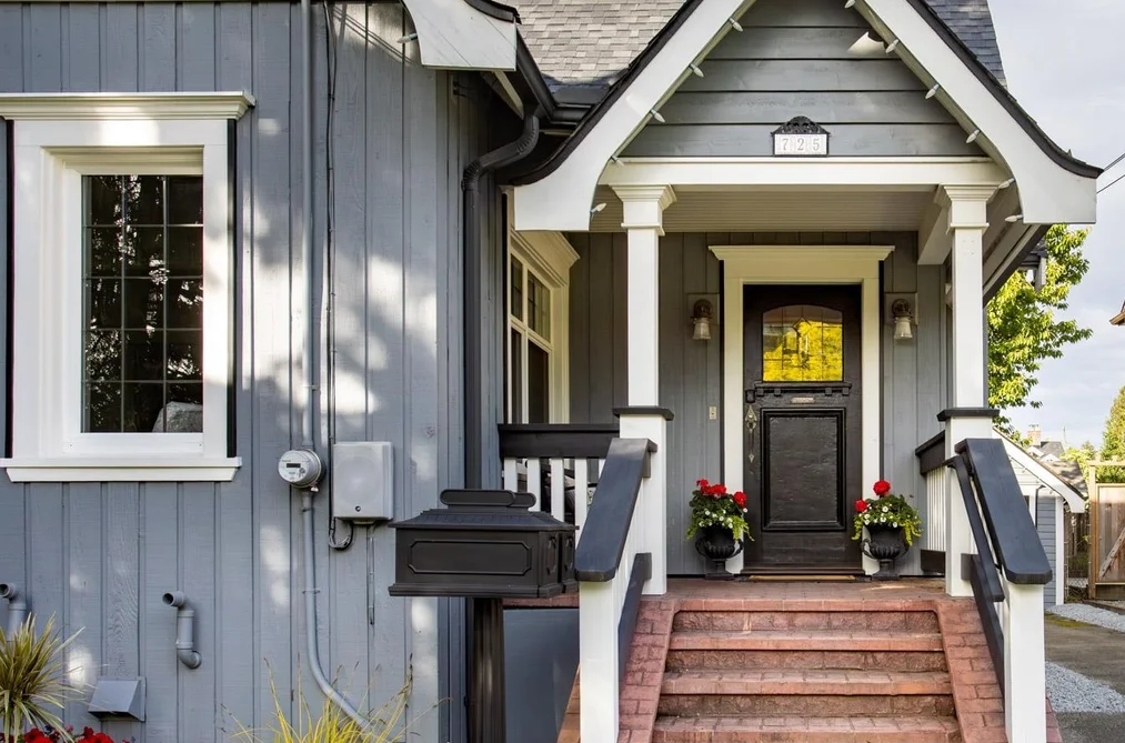 725 FIFTH STREET, New Westminster BC V3L 2Y2, New Westminster BC — Residential for Sale - Photo 2