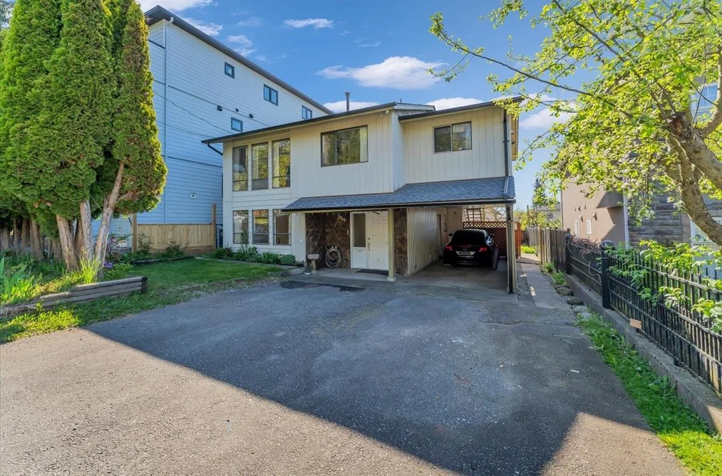 House for sale at 7266 17th Avenue Burnaby British Columbia - MLS: R3116711