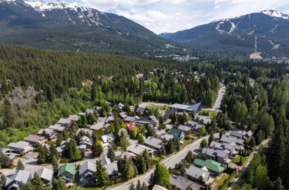 7270 SPRUCE GROVE CIRCLE, Whistler BC V8E 0E8, Whistler BC — Residential for Sale - Photo 6