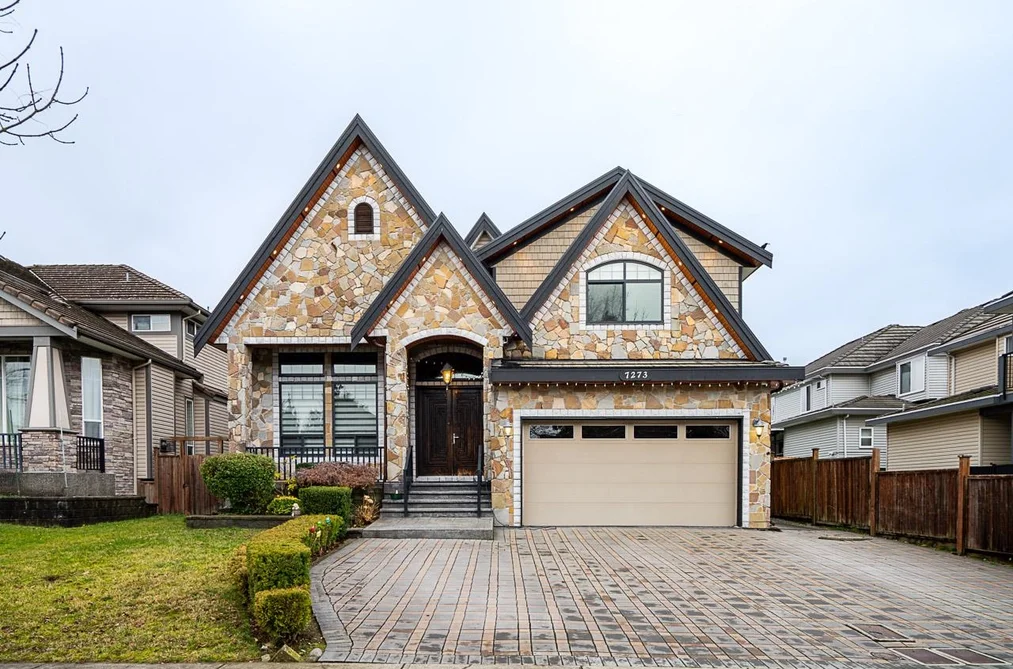 House for sale at 7273 149 Street Surrey British Columbia - MLS: R3109908