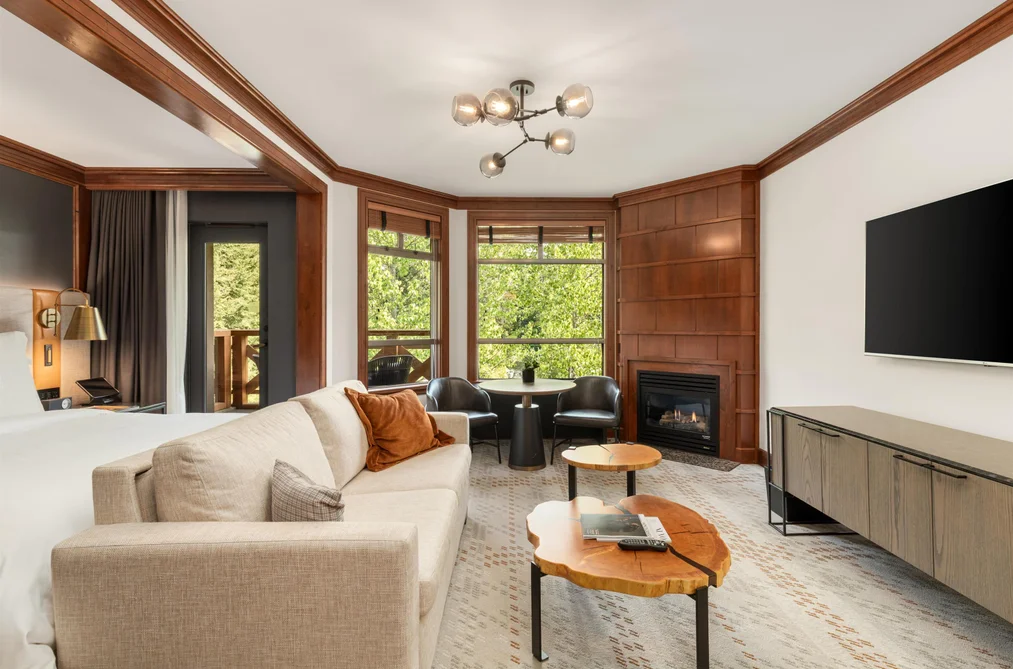 728 4591 BLACKCOMB WAY, Whistler BC V8E 0Y4, Whistler BC — Residential for Sale - Photo 2