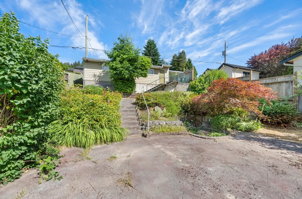 7280 BARNET ROAD, Burnaby BC V5A 1E2, Burnaby BC — Residential for Sale — Photo 12 of 19