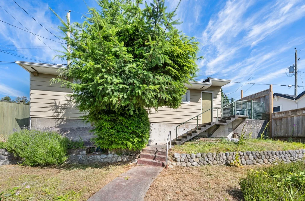 7280 BARNET ROAD, Burnaby BC V5A 1E2, Burnaby BC — Residential for Sale — Photo 14 of 19