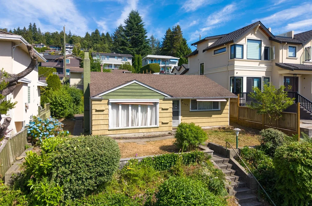 7280 BARNET ROAD, Burnaby BC V5A 1E2, Burnaby BC — Residential for Sale — Photo 5 of 19