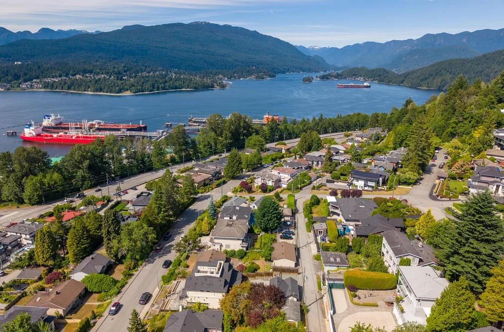 7280 BARNET ROAD, Burnaby BC V5A 1E2, Burnaby BC — Residential for Sale — Photo 9 of 19