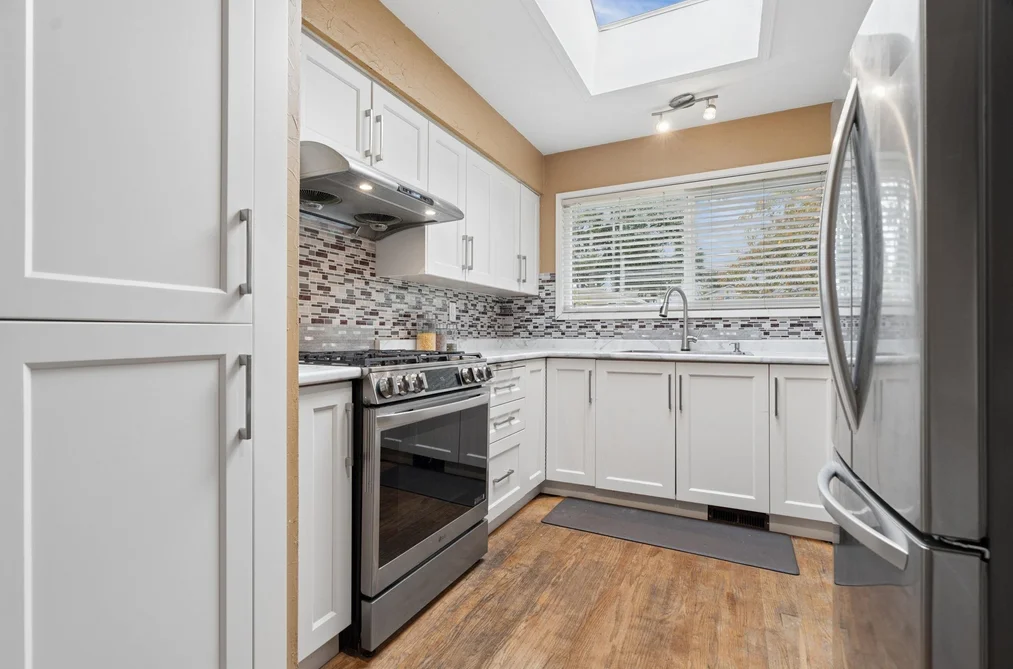 7285 112 Street, Delta, BC - House for Sale - Photo 9 of 26 7285 112 Street, Delta, BC - House for Sale - Photo 9 of 26