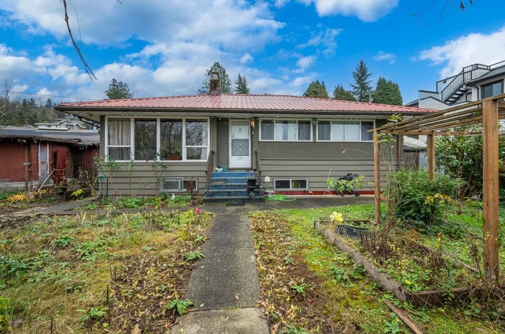 House for sale at 7288 Inlet Drive Burnaby British Columbia - MLS: R3073475