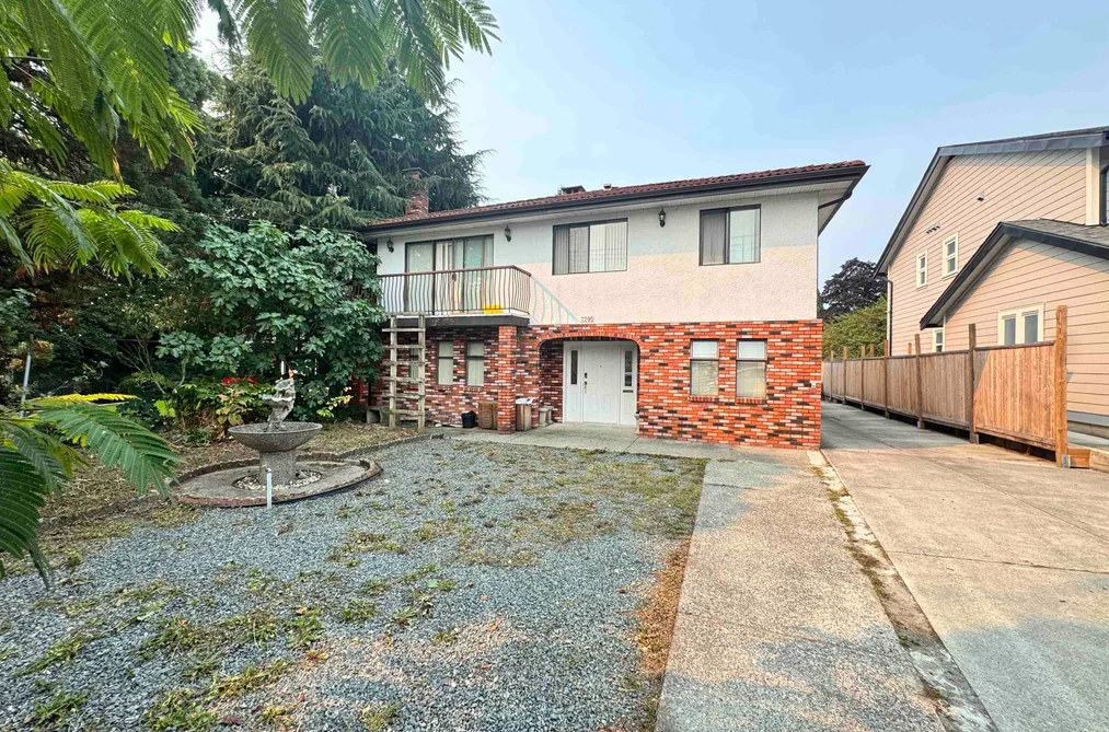 House for sale at 7295 Sussex Avenue Burnaby British Columbia - MLS: R3053599
