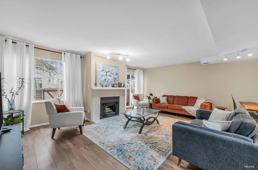 73 2450 HAWTHORNE AVENUE, Port Coquitlam BC V3C 6B3, Port Coquitlam BC — Residential for Sale - Photo 2