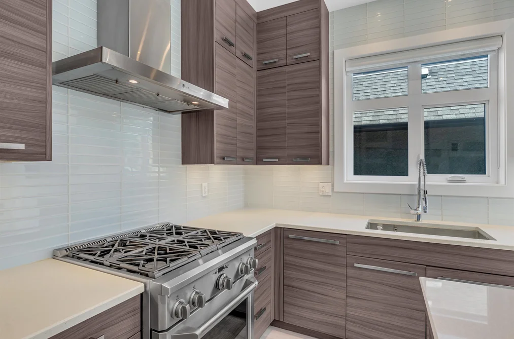 730 E 11TH AVENUE, Vancouver BC V5T 2E5, Vancouver BC — Residential for Sale — Photo 4 of 29