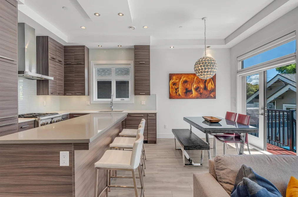 730 E 11TH AVENUE, Vancouver BC V5T 2E5, Vancouver BC — Residential for Sale — Photo 8 of 29