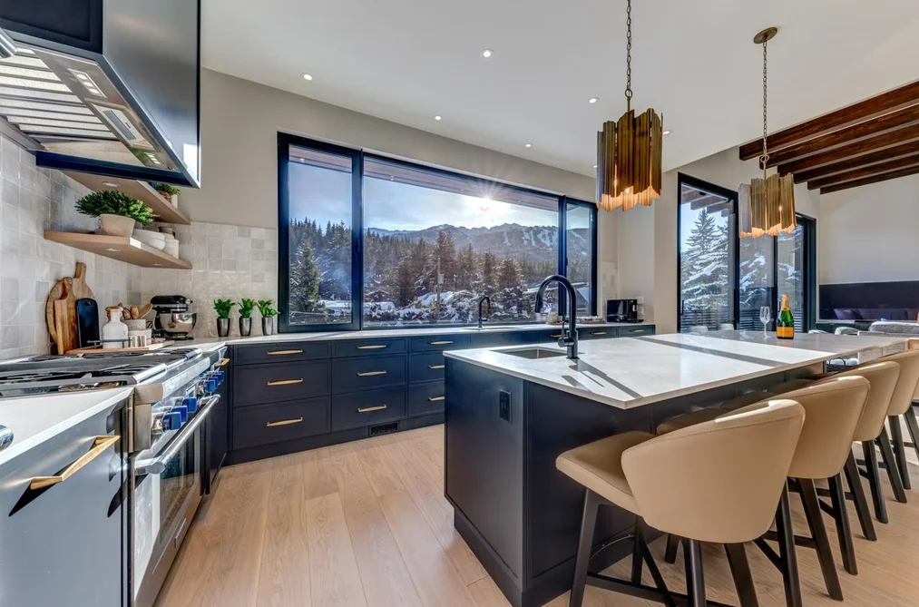 7313 TONI SAILER LANE, Whistler BC V8E 0E3, Whistler BC — Residential for Sale - Photo 3