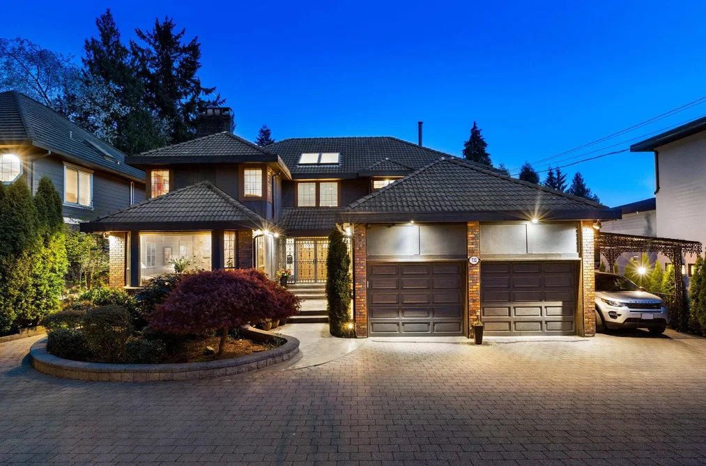 732 ROCHESTER AVENUE, Coquitlam BC V3K 2V8, Coquitlam BC — Residential for Sale - Photo 2