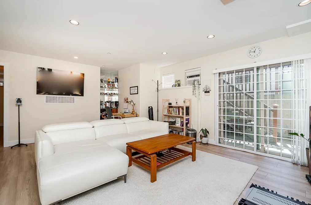 732 W 26TH AVENUE, Vancouver BC V5Z 2E8, Vancouver BC — Residential for Sale — Photo 28 of 39