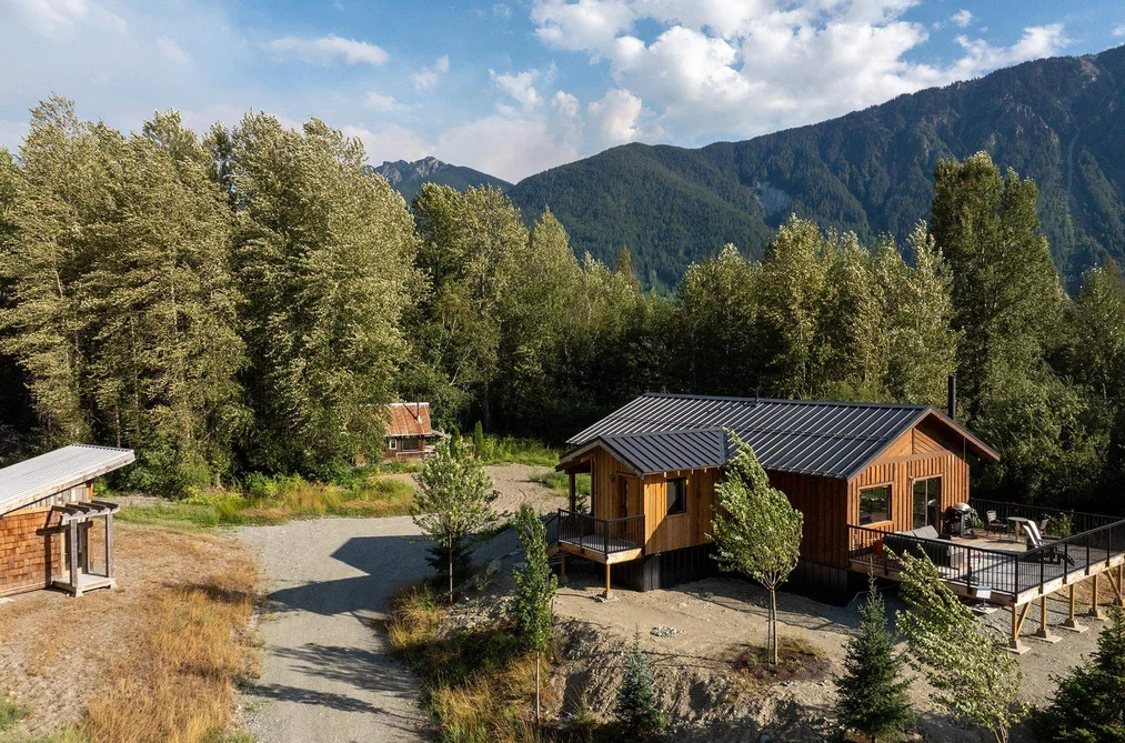 7320 MACRAE ROAD, Pemberton BC V0N 2L3, Pemberton BC — Residential for Sale - Photo 4