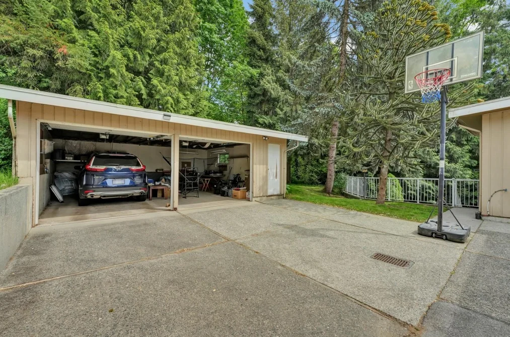 733 SHAW AVENUE, Coquitlam BC V3K 2R7, Coquitlam BC — Residential for Sale - Photo 3