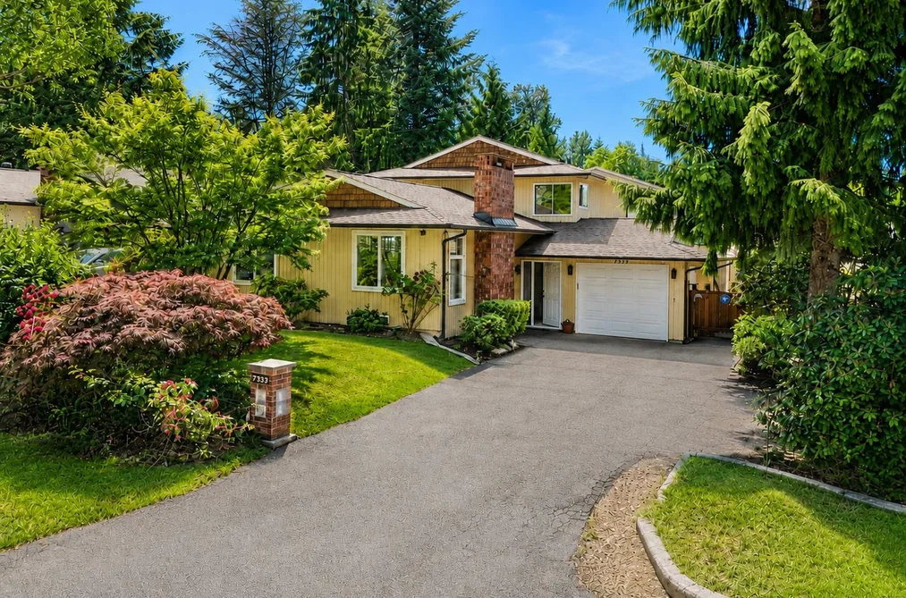 House for sale at 7335 141a Street Surrey British Columbia - MLS: R3137535