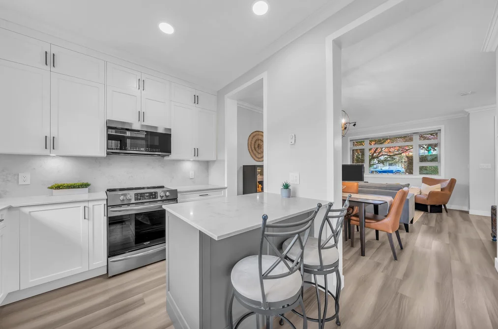 7345 Macpherson Avenue, Burnaby, BC - Townhouse for Sale - Photo 10 of 37