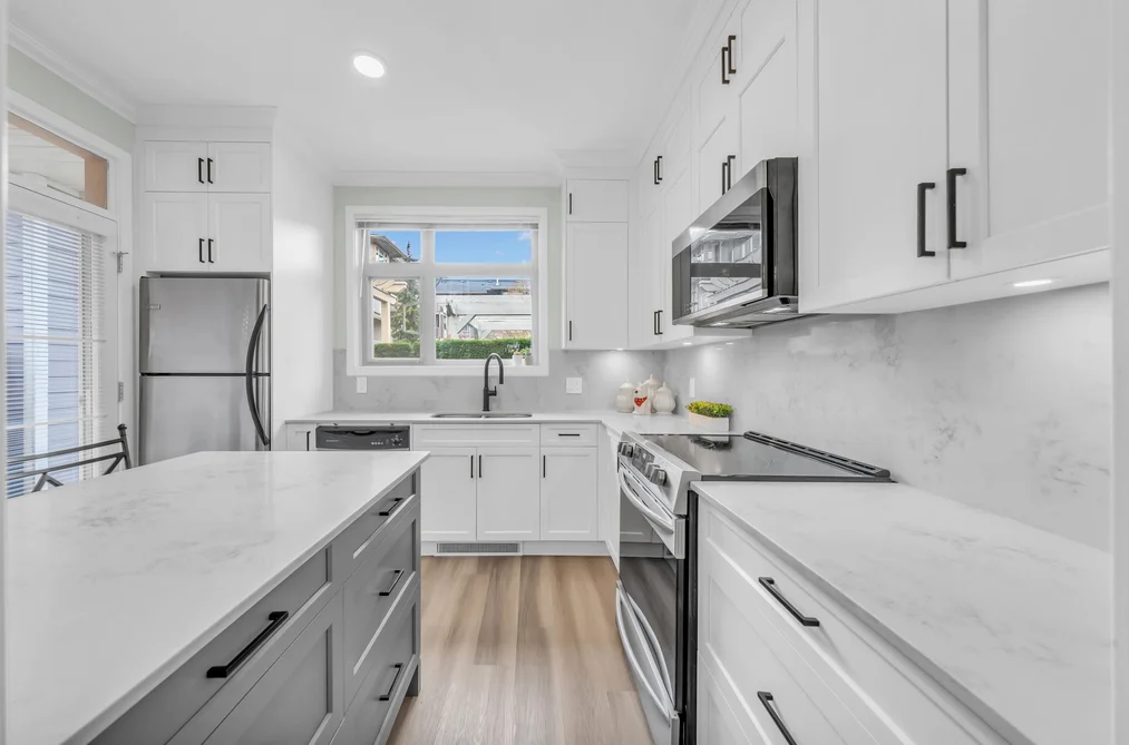 7345 Macpherson Avenue, Burnaby, BC - Townhouse for Sale - Photo 12 of 37