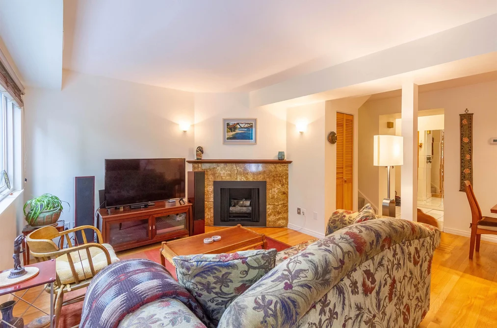 7348 CORONADO DRIVE, Burnaby, BC — Residential for Sale — Photo 4 of 35